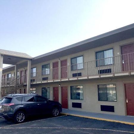 Executive Inn Kingsville Εξωτερικό φωτογραφία
