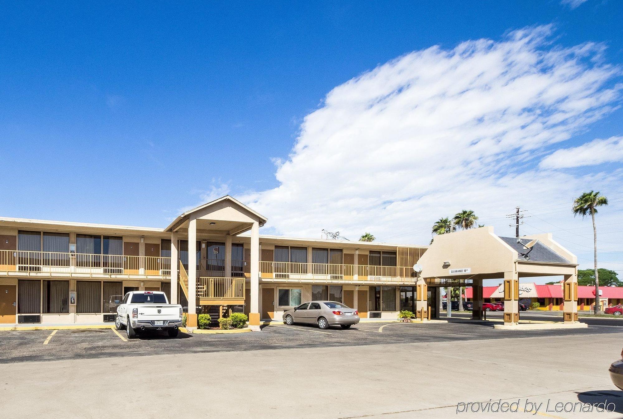 Executive Inn Kingsville Εξωτερικό φωτογραφία