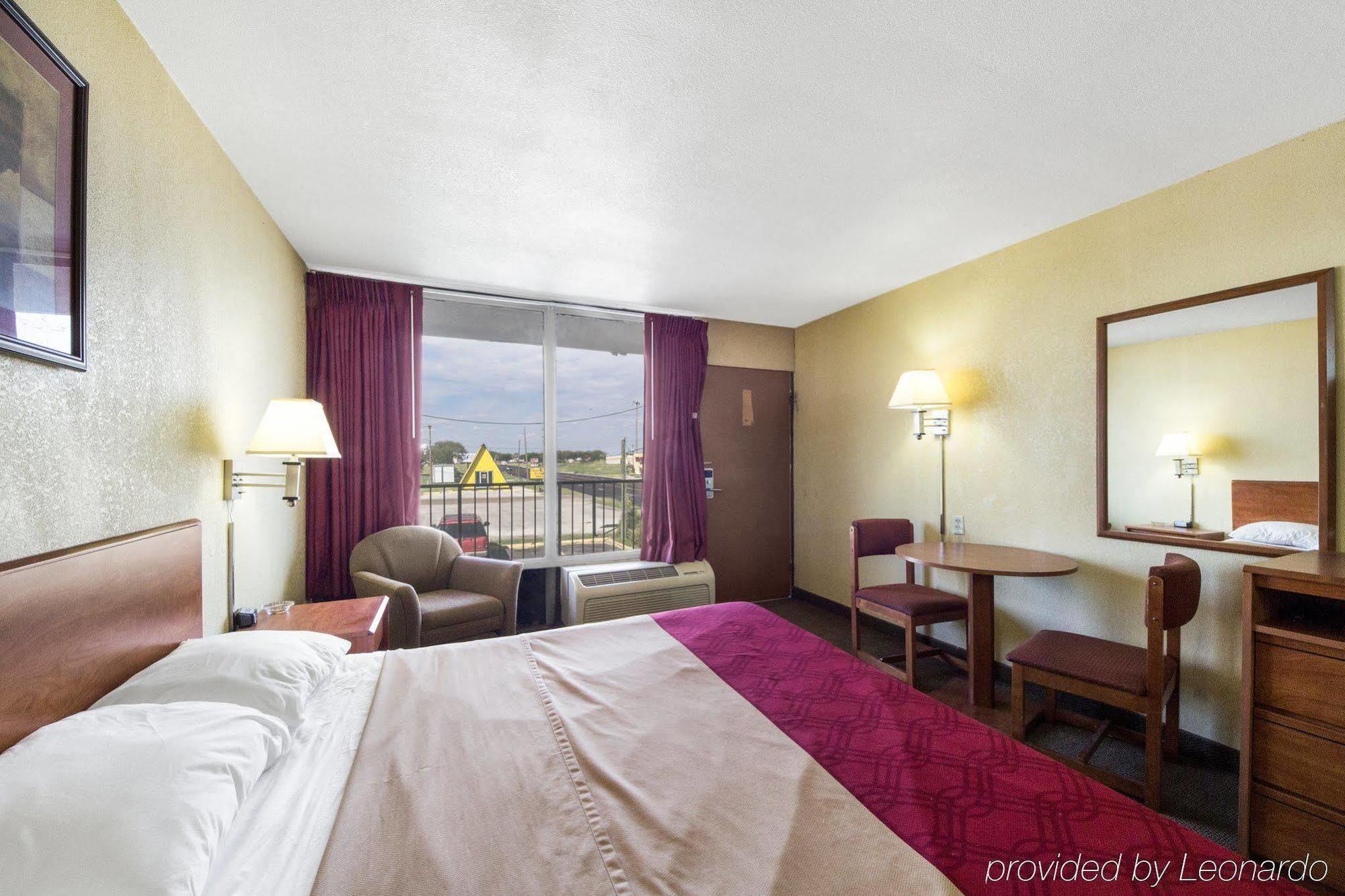 Executive Inn Kingsville Εξωτερικό φωτογραφία